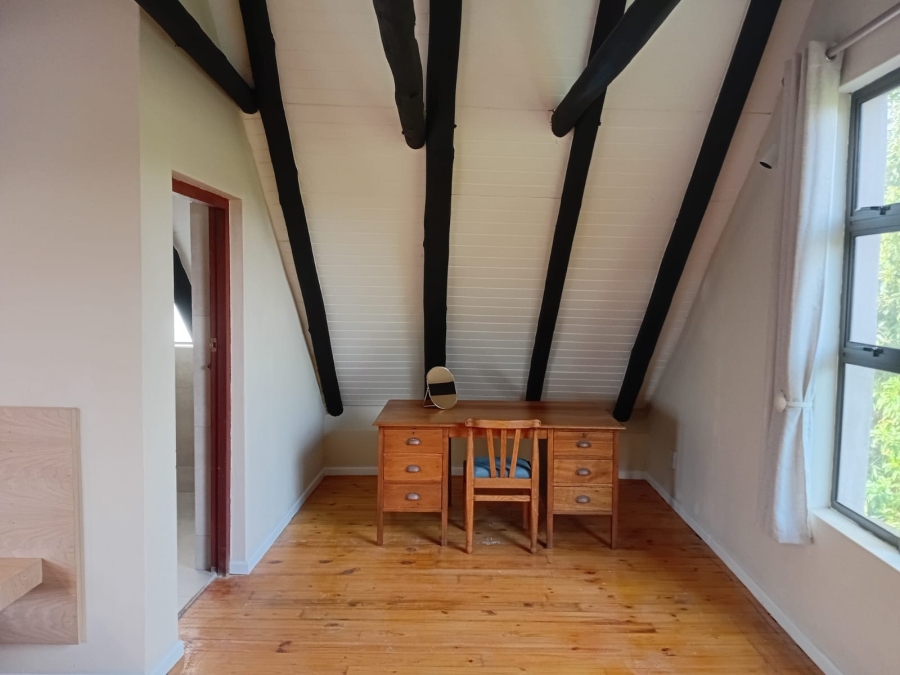 To Let 4 Bedroom Property for Rent in Cintsa East Eastern Cape